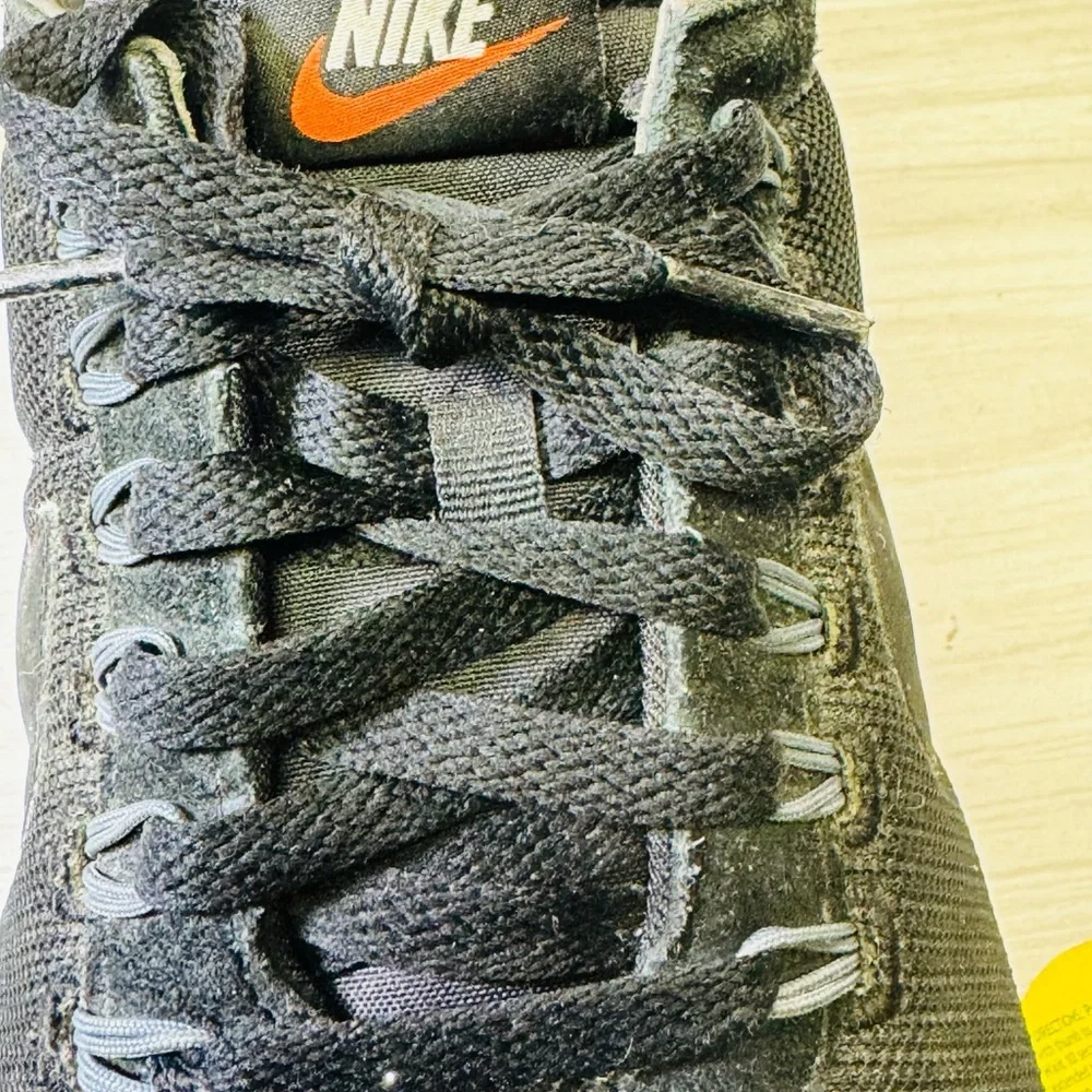 Nike  AIR MAX LD-Zero Men’s Size 12M Athletic Running Sneaker (mesh,leather)